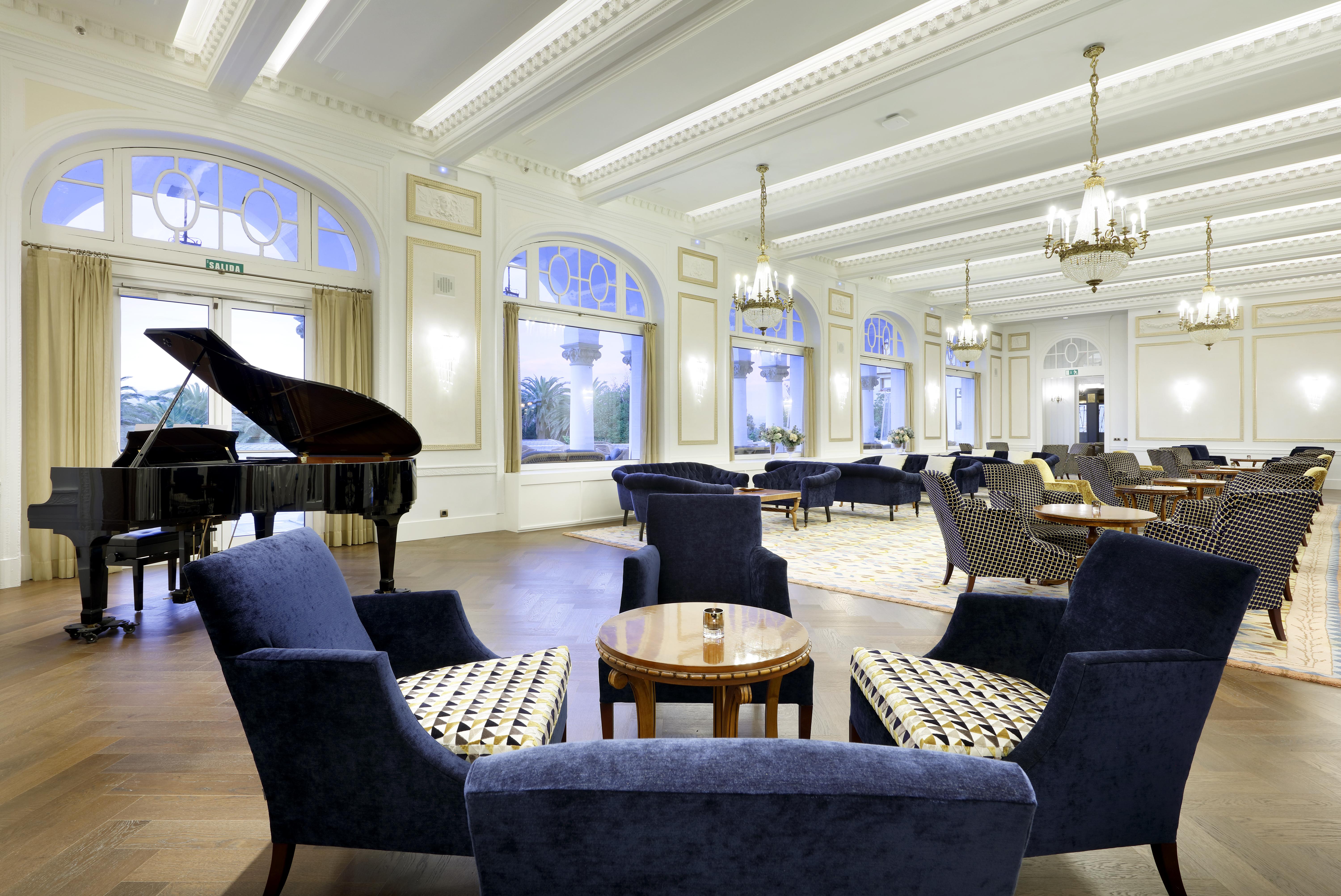 Eurostars Hotel Real Santander Exterior photo The Long Room