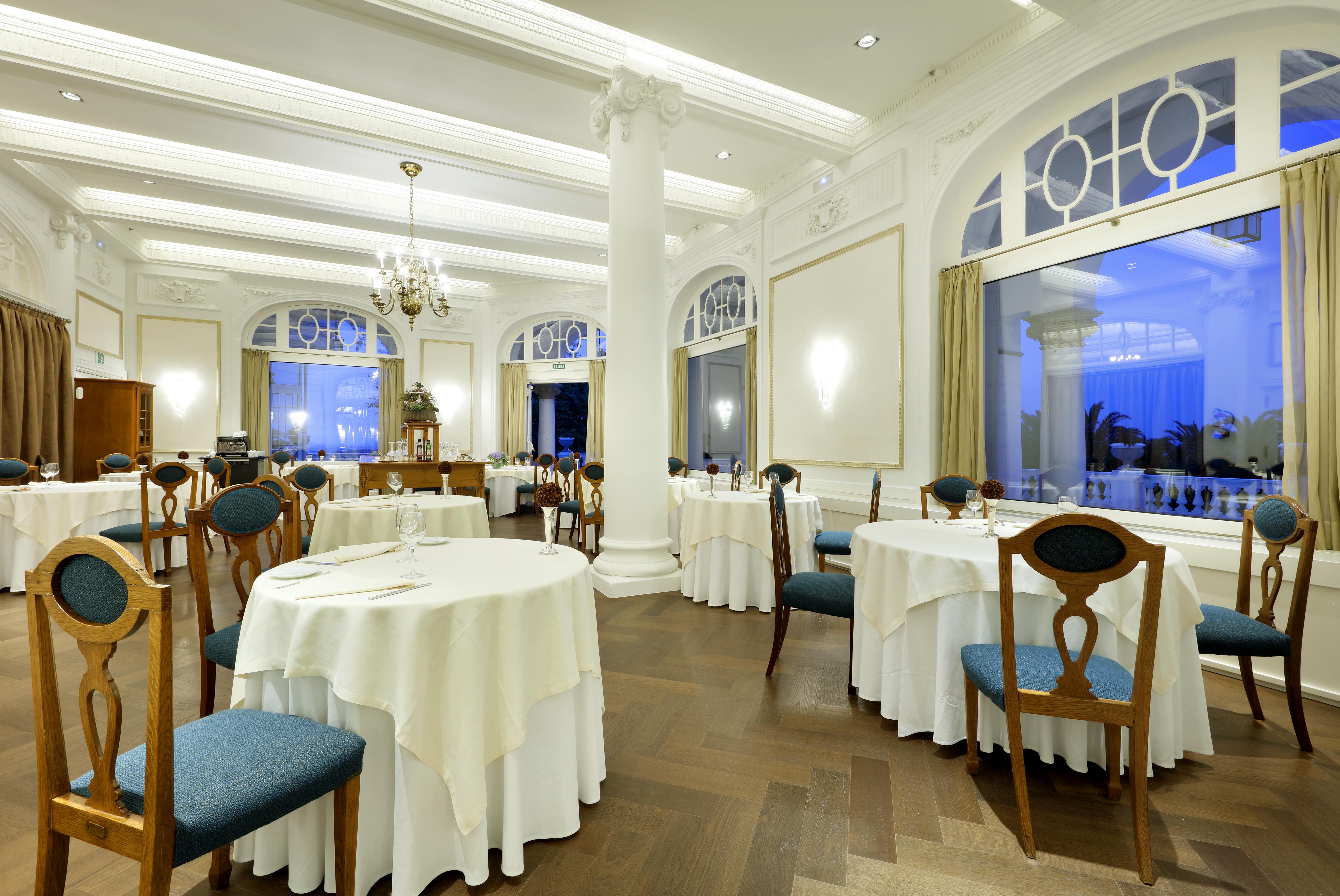 Eurostars Hotel Real Santander Exterior photo The restaurant